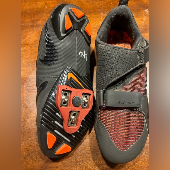 Nike Women’s Superrep Cycling - Picture 3 of 5